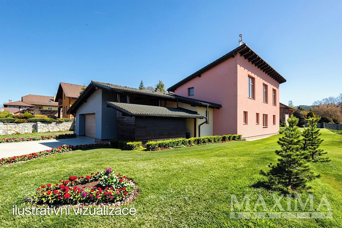 Prodej rodinného domu 250 m², pozemek 1421 m² – fotografie 2