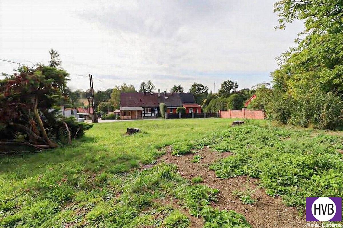 Prodej stavebního pozemku 989 m² – fotografie 2