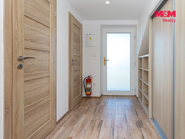 Комерційне приміщення на продаж, 244 м² (23 з 29)