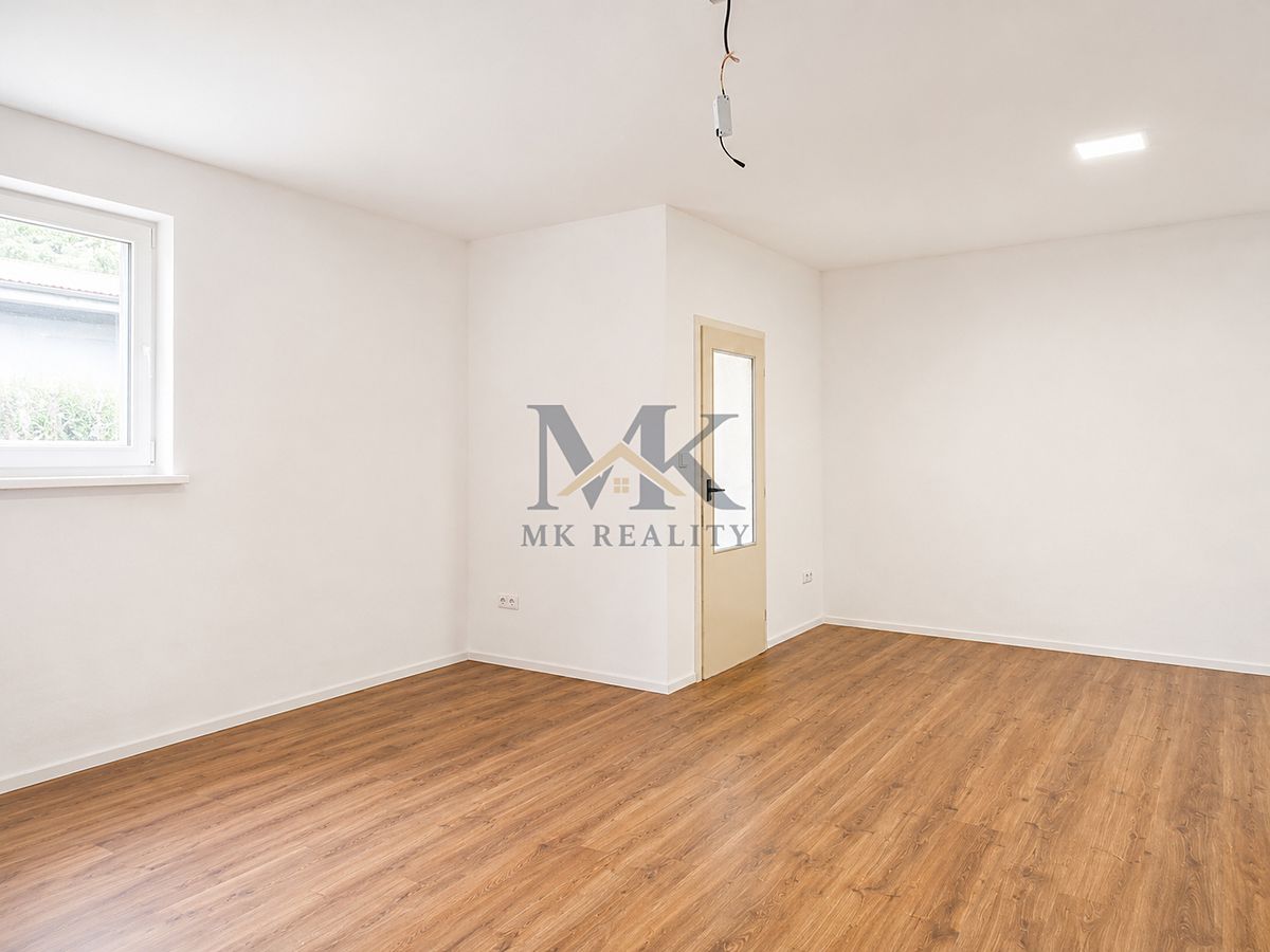 Pronájem bytu 1+1 53 m² – fotografie 2