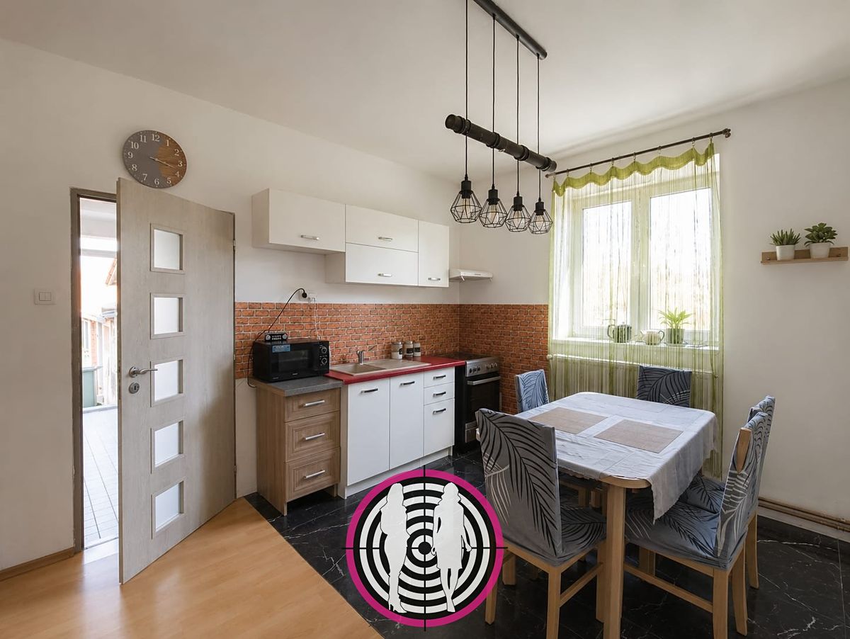 Prodej rodinného domu 117 m², pozemek 322 m² – fotografie 2