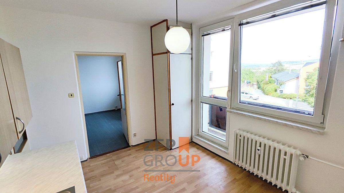 Pronájem bytu 2+1 52 m² – fotografie 3