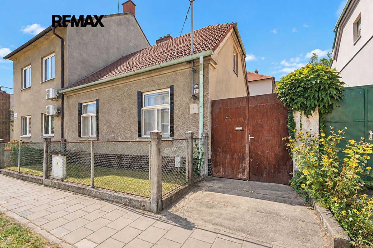 Prodej rodinného domu 90 m², pozemek 322 m²