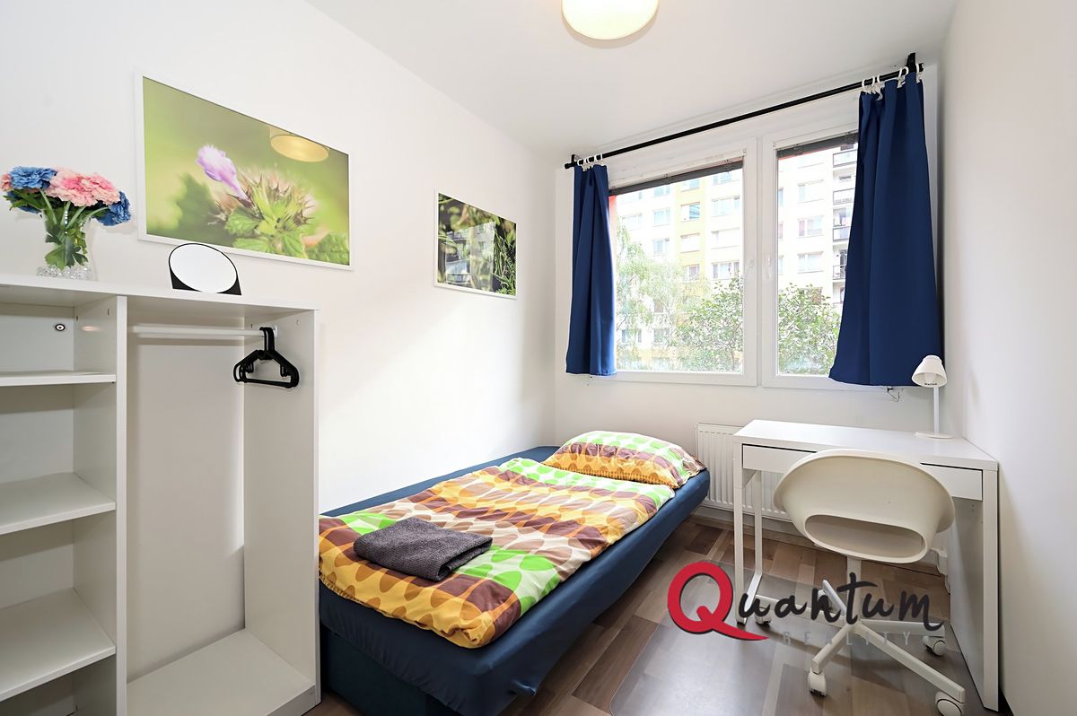 Pronájem bytu 3+1 61 m² – fotografie 3