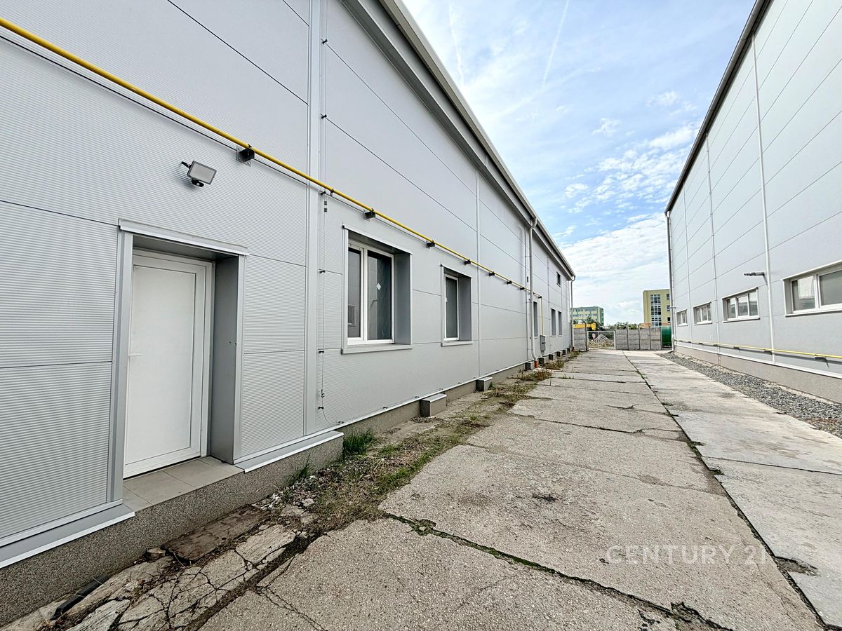 Pronájem výrobní haly, prostoru 330 m² – fotografie 3