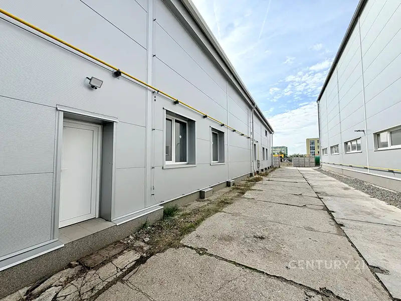 Pronájem výrobní haly, prostoru 330 m², Hodonín – náhled fotky 3