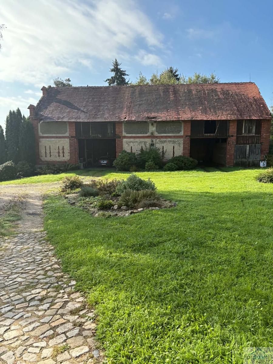 Prodej rodinného domu 283 m², pozemek 2200 m² – fotografie 5