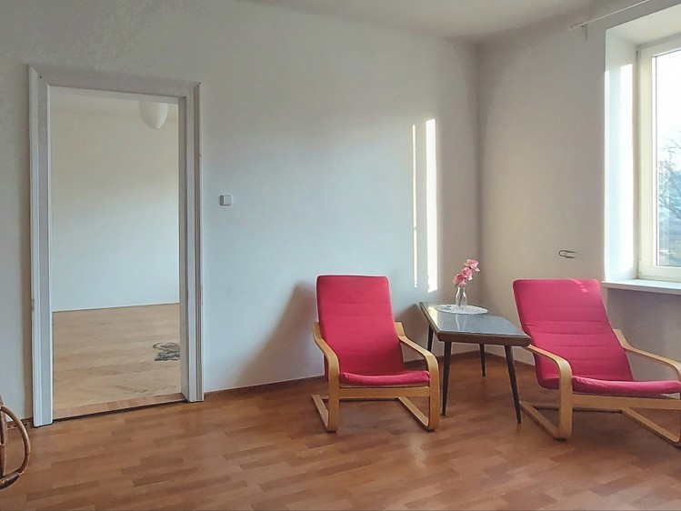 Pronájem bytu 2+1, 76 m² (1 z 10)