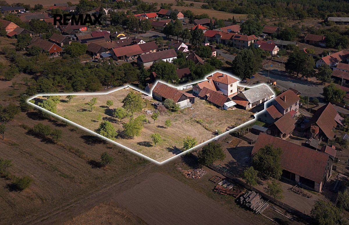 Prodej vícegeneračního domu 260 m², pozemek 3 m² – fotografie 5