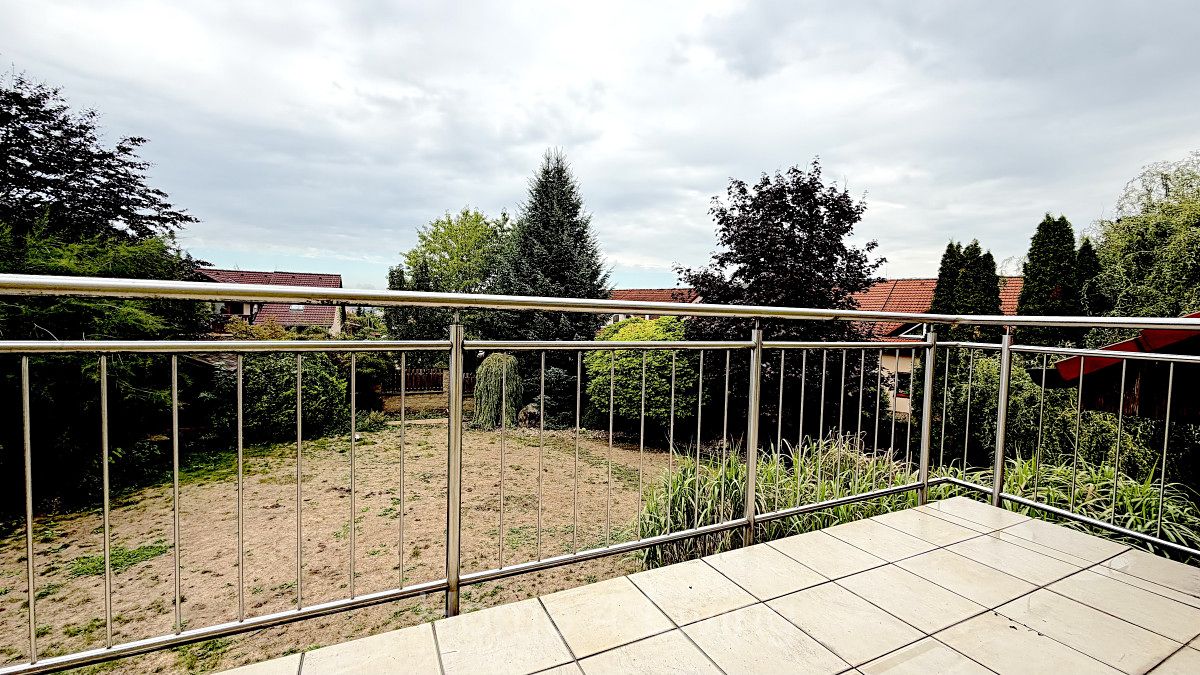 Pronájem bytu pokoje 17 m² – fotografie 2