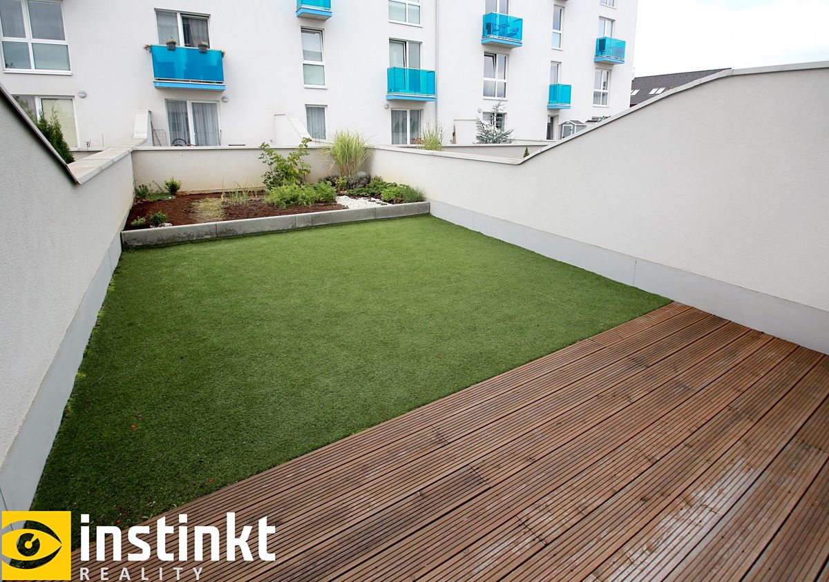 Pronájem bytu 1+kk 44 m² – fotografie 3