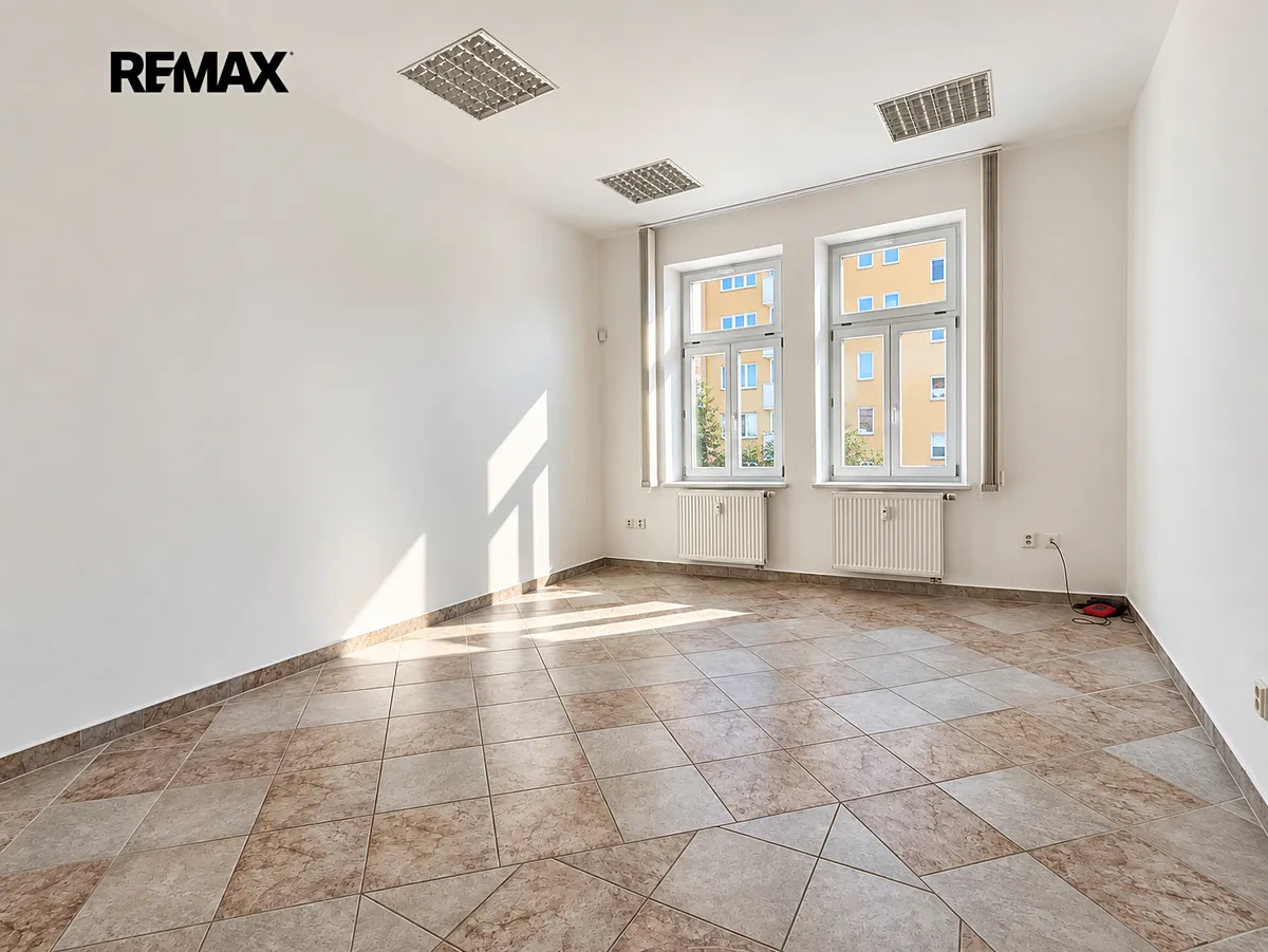 Pronájem kanceláře 96 m²
