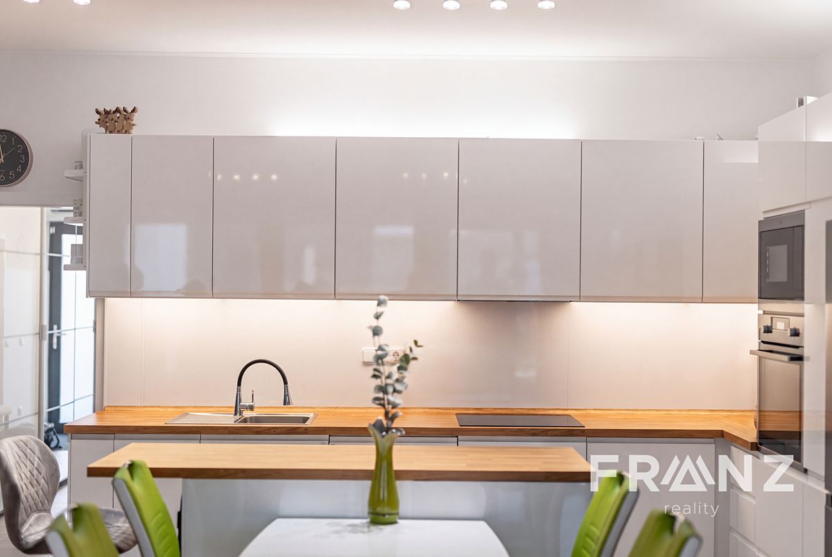 Prodej bytu 2+kk 70 m² – fotografie 3