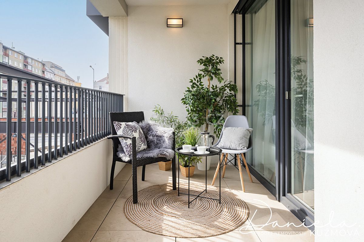 Pronájem bytu 2+kk 56 m²