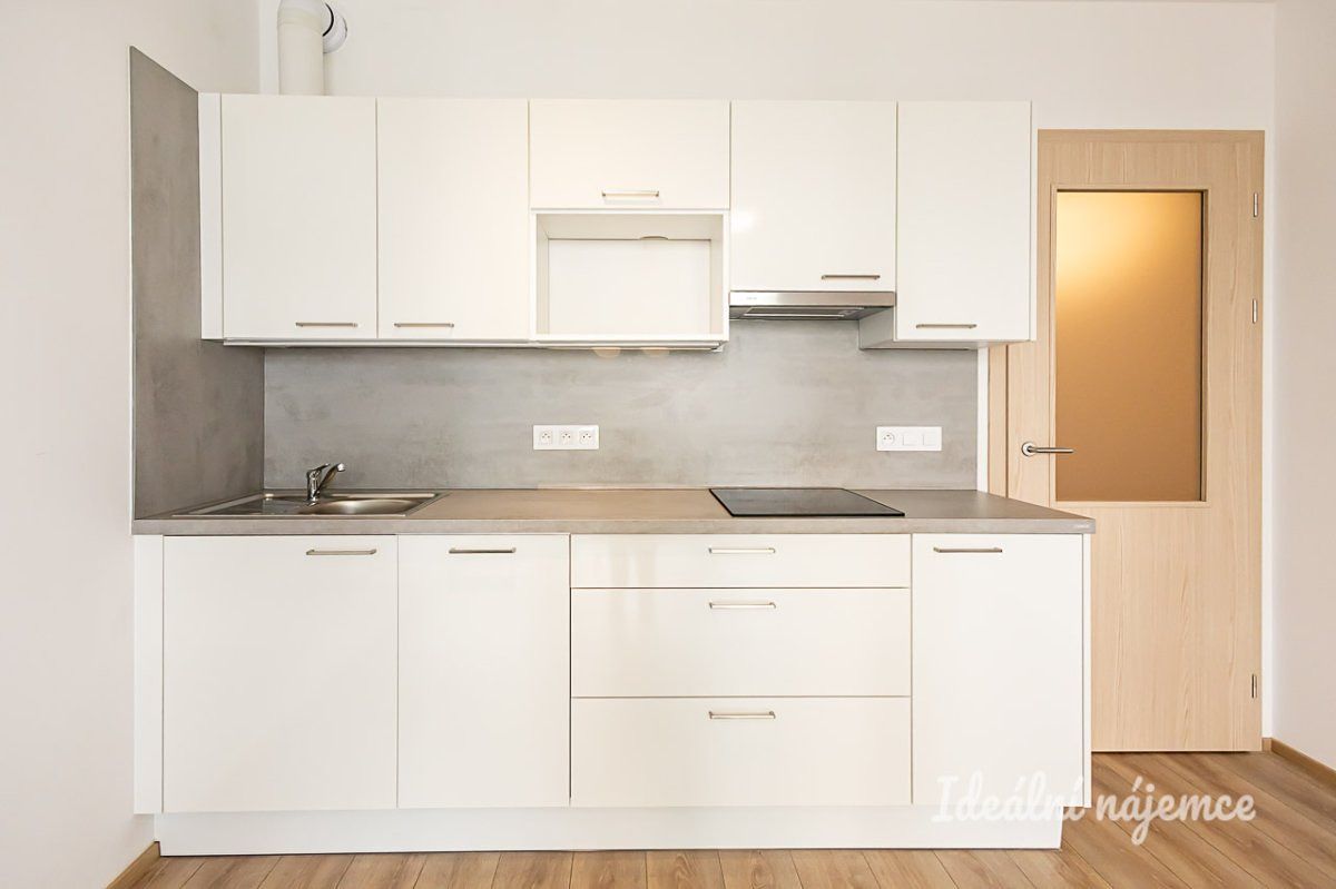 Pronájem bytu 2+kk 44 m²