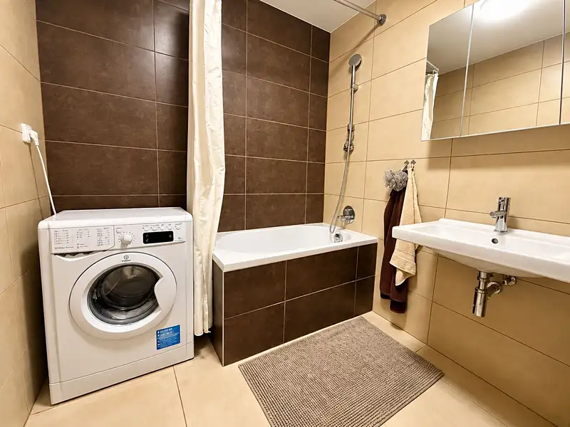Pronájem bytu 2+kk 56 m², Praha – náhled fotky 3
