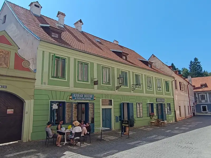 Prodej rodinného domu 524 m², pozemek 1017 m², Český Krumlov – náhled fotky 2