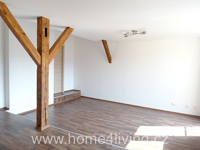 Pronájem bytu 2+kk 50 m² – fotografie 2