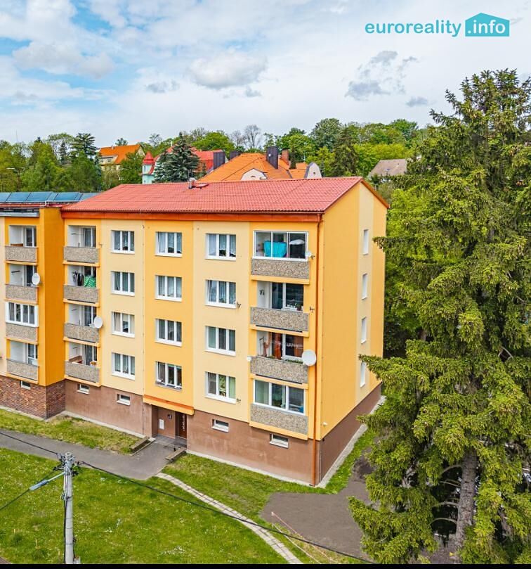 Pronájem bytu 2+kk 33 m² – fotografie 3