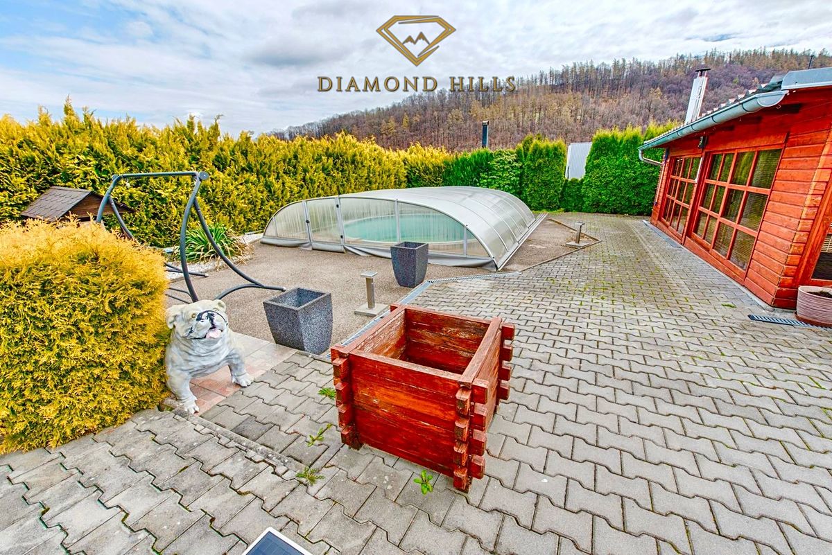 Prodej rodinného domu 130 m², pozemek 1591 m² – fotografie 5