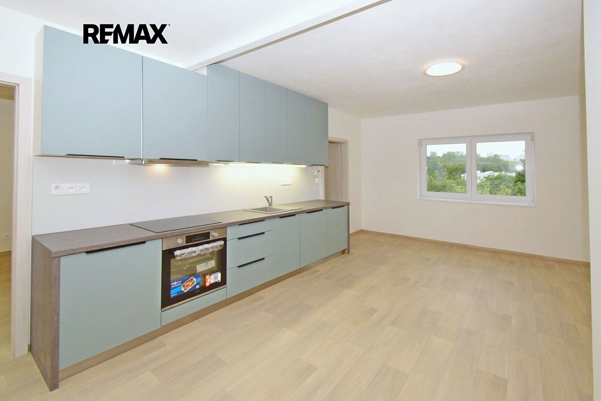 Pronájem bytu 3+kk 56 m²
