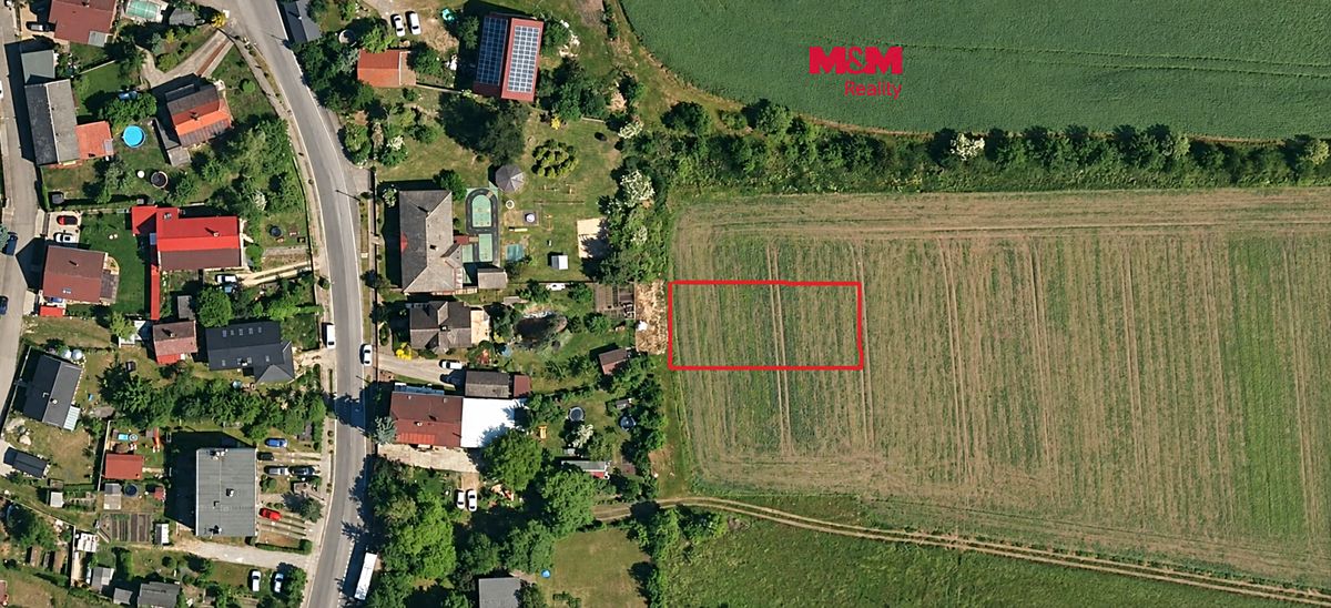 Prodej stavebního pozemku 994 m², Strašnov – fotka 1 z 3