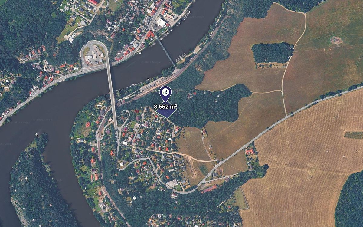 Prodej lesa 3552 m², Davle – fotka 1 z 3