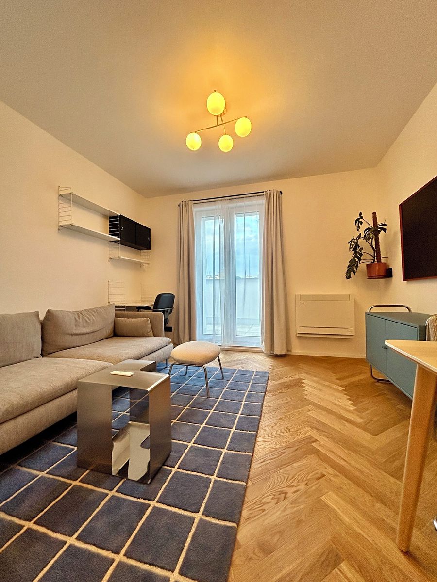 Pronájem bytu 2+kk 55 m² – fotografie 3
