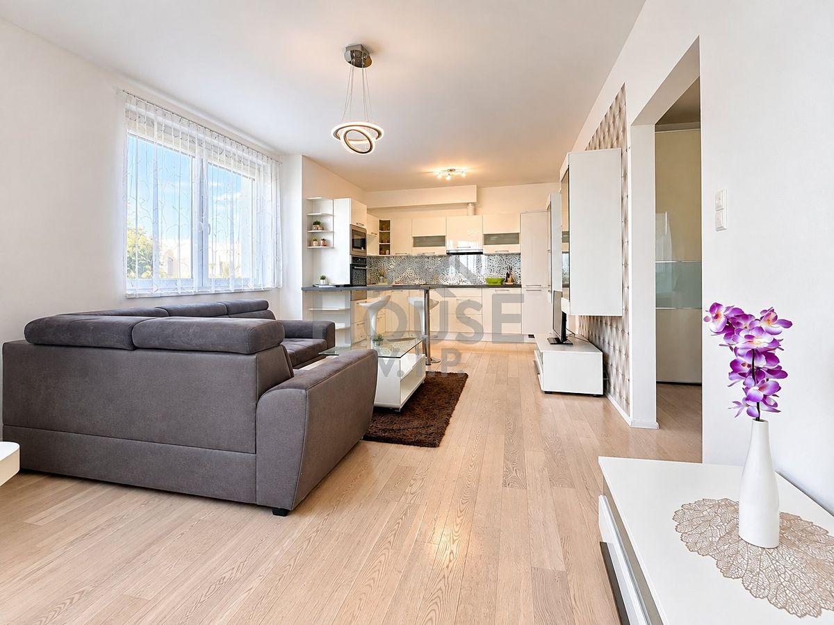 Prodej bytu 2+kk 56 m²