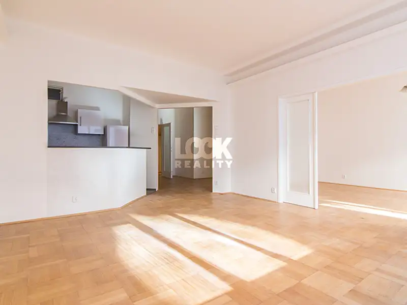 Pronájem bytu 4+kk 112 m², Praha – náhled fotky 1