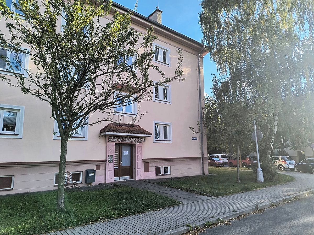 Pronájem bytu 2+kk 56 m² – fotografie 2