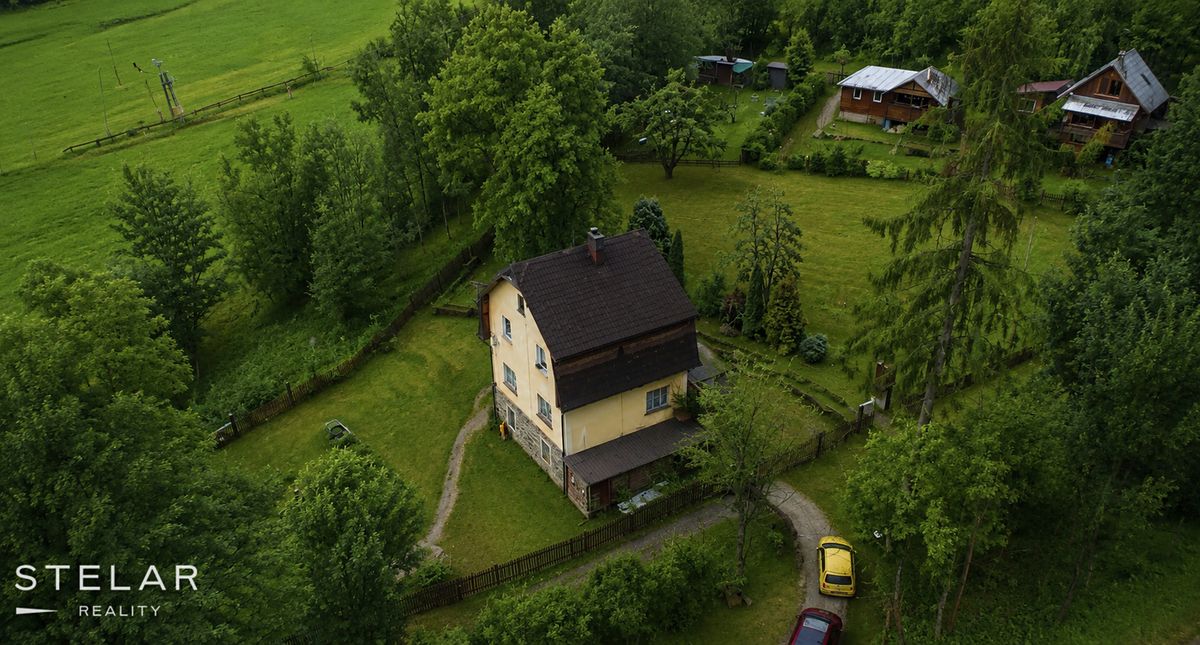 Prodej rodinného domu 400 m², pozemek 1843 m²