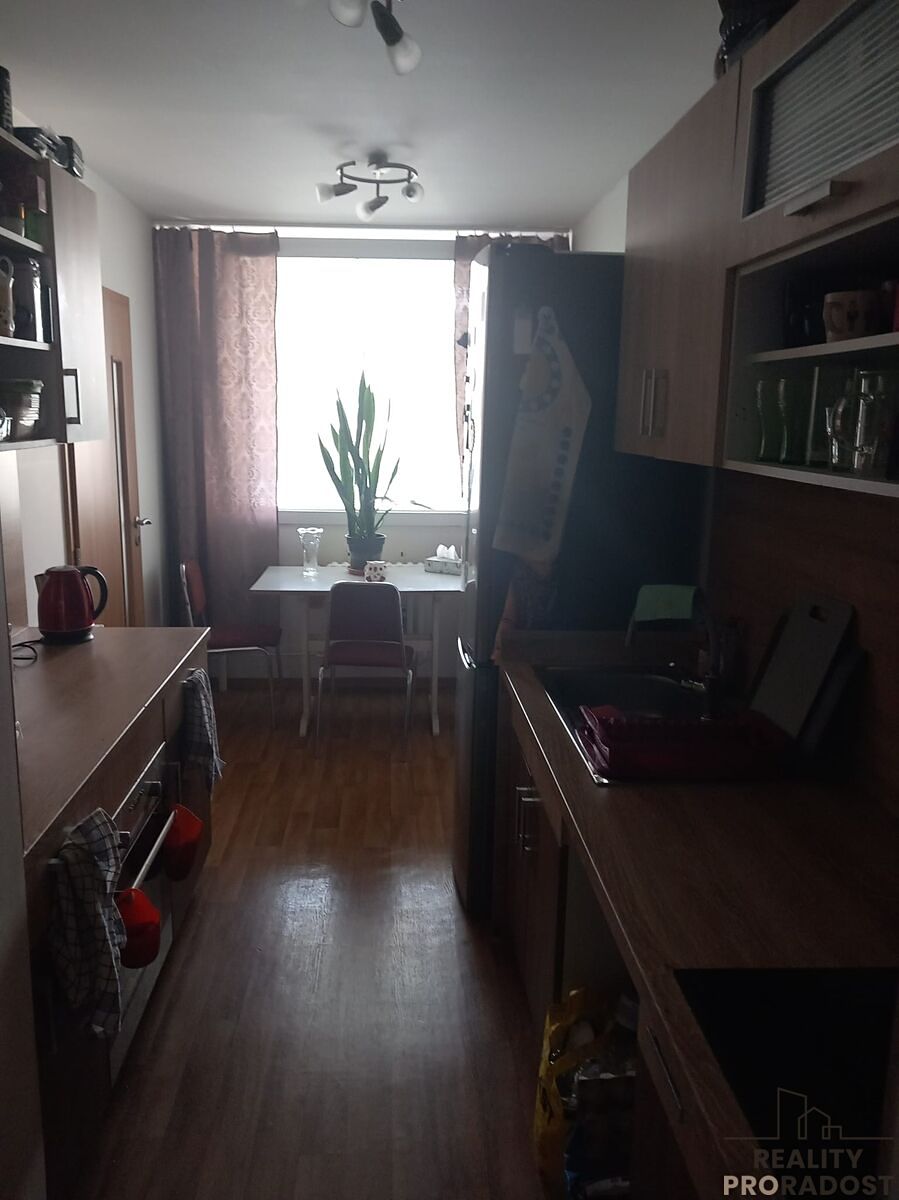 Pronájem bytu pokoje 10 m² – fotografie 5