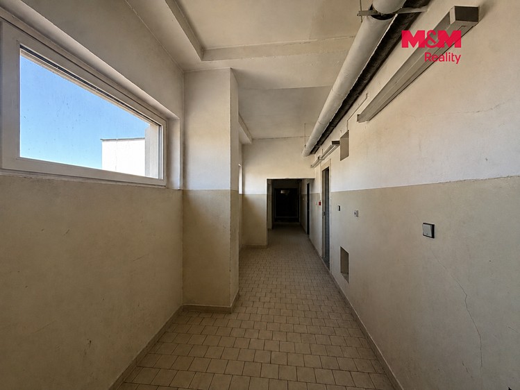 Pronájem komerčního prostoru, 3 000 m² (9 z 13)