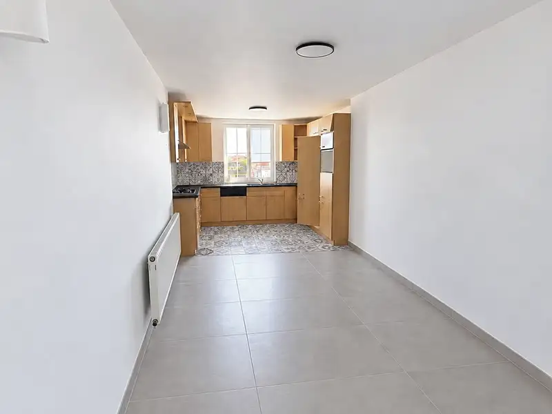 Pronájem bytu 2+1 122 m², Praha – náhled fotky 2