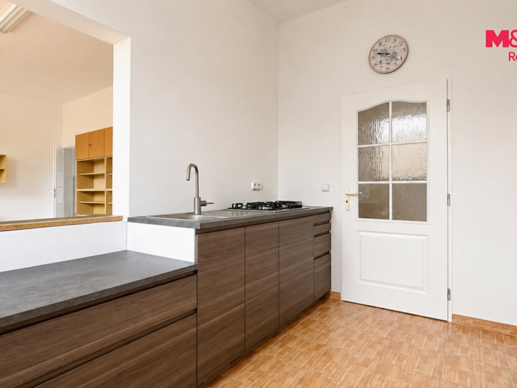 Комерційне приміщення на продаж, 400 м² (18 з 28)