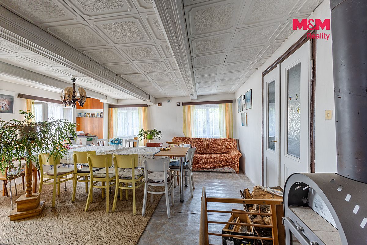 Prodej rodinného domu 180 m², pozemek 765 m² – fotografie 5