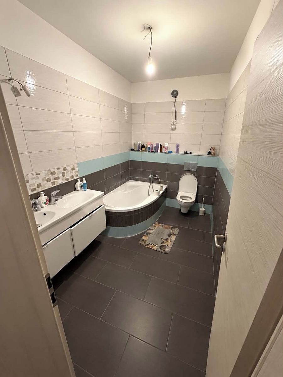 Prodej rodinného domu 145 m², pozemek 390 m² – fotografie 5