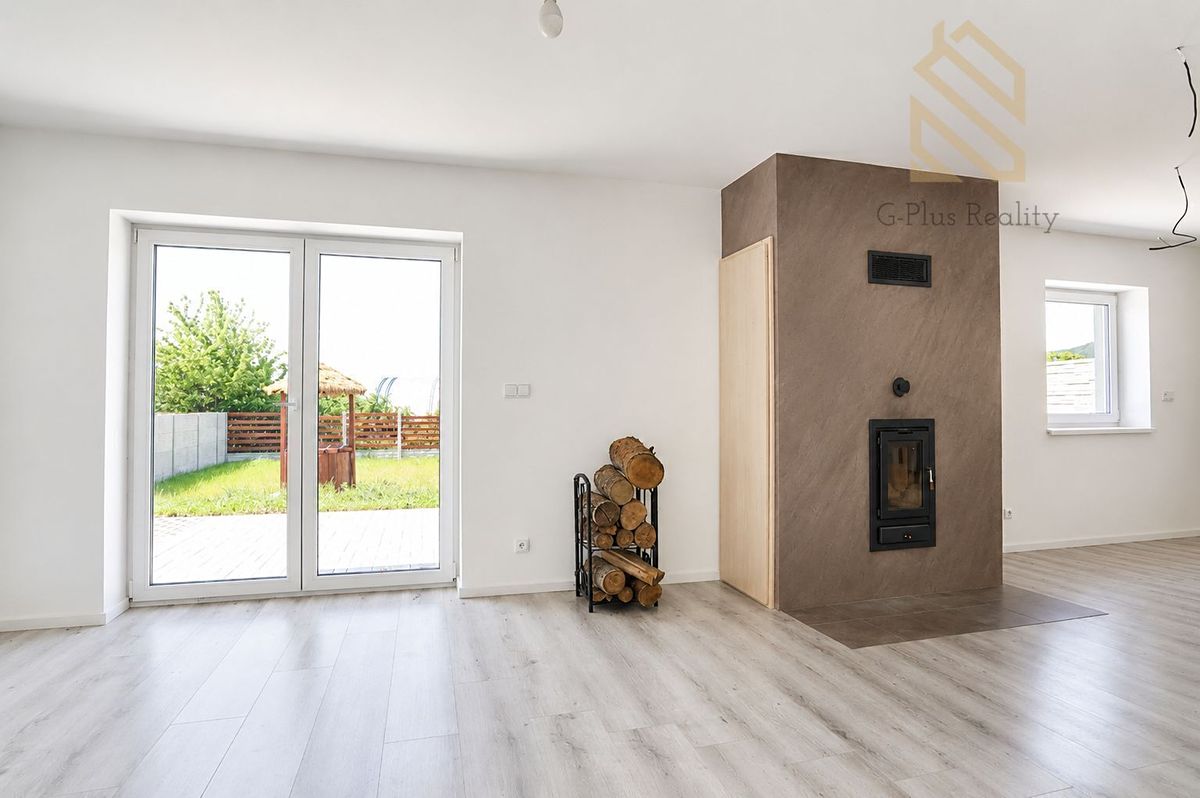 Prodej rodinného domu 116 m², pozemek 866 m² – fotografie 3
