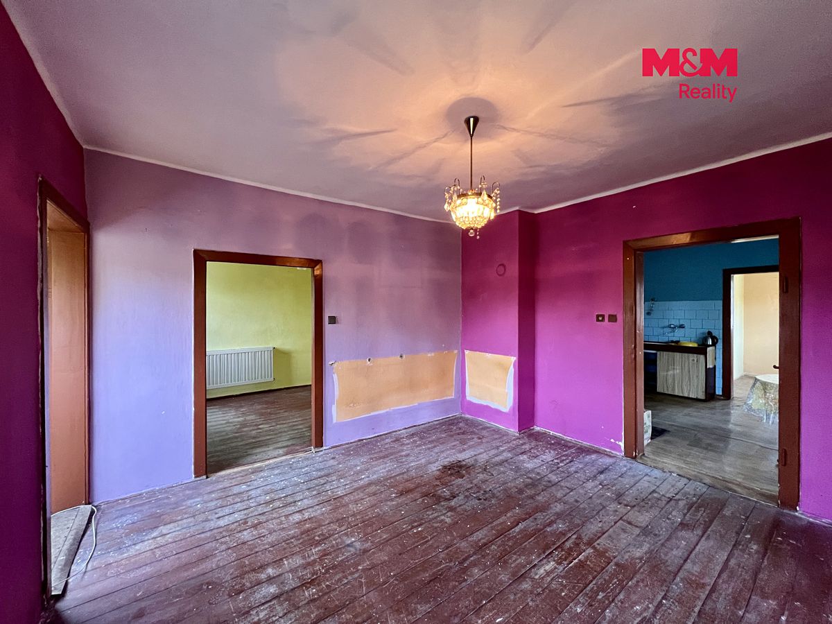 Prodej rodinného domu 150 m², pozemek 1883 m² – fotografie 2