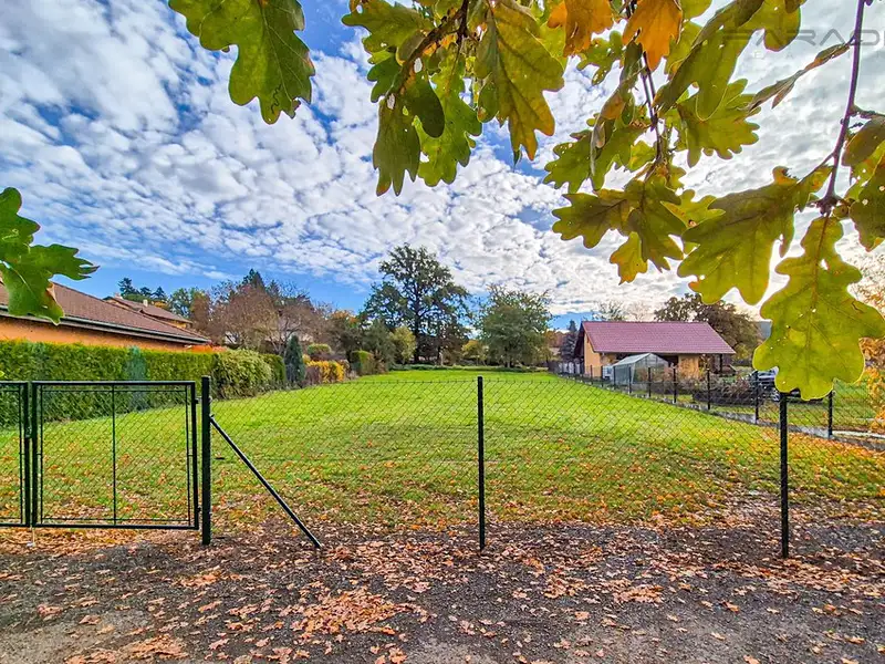Prodej stavebního pozemku 926 m², Sedlec-Prčice – náhled fotky 2