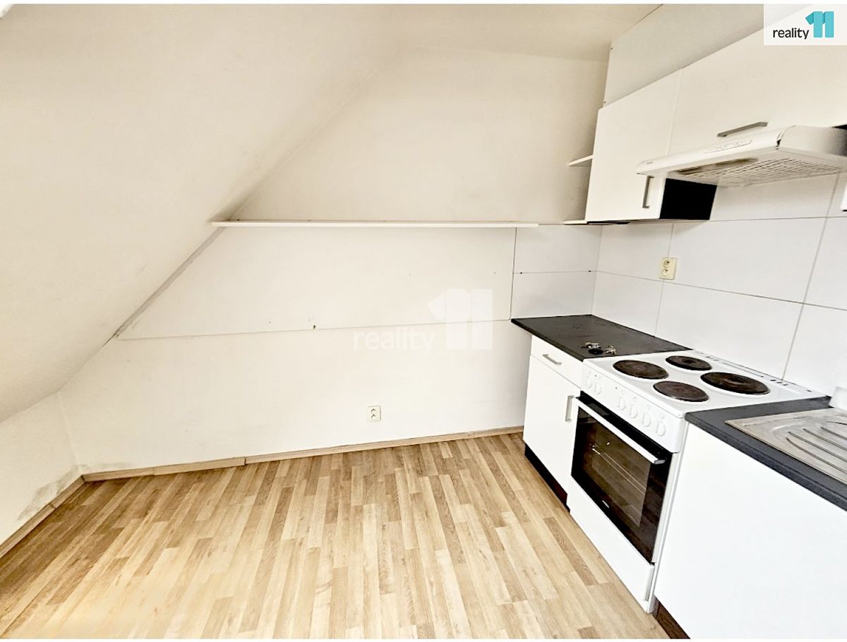 Pronájem bytu 3+kk 75 m²