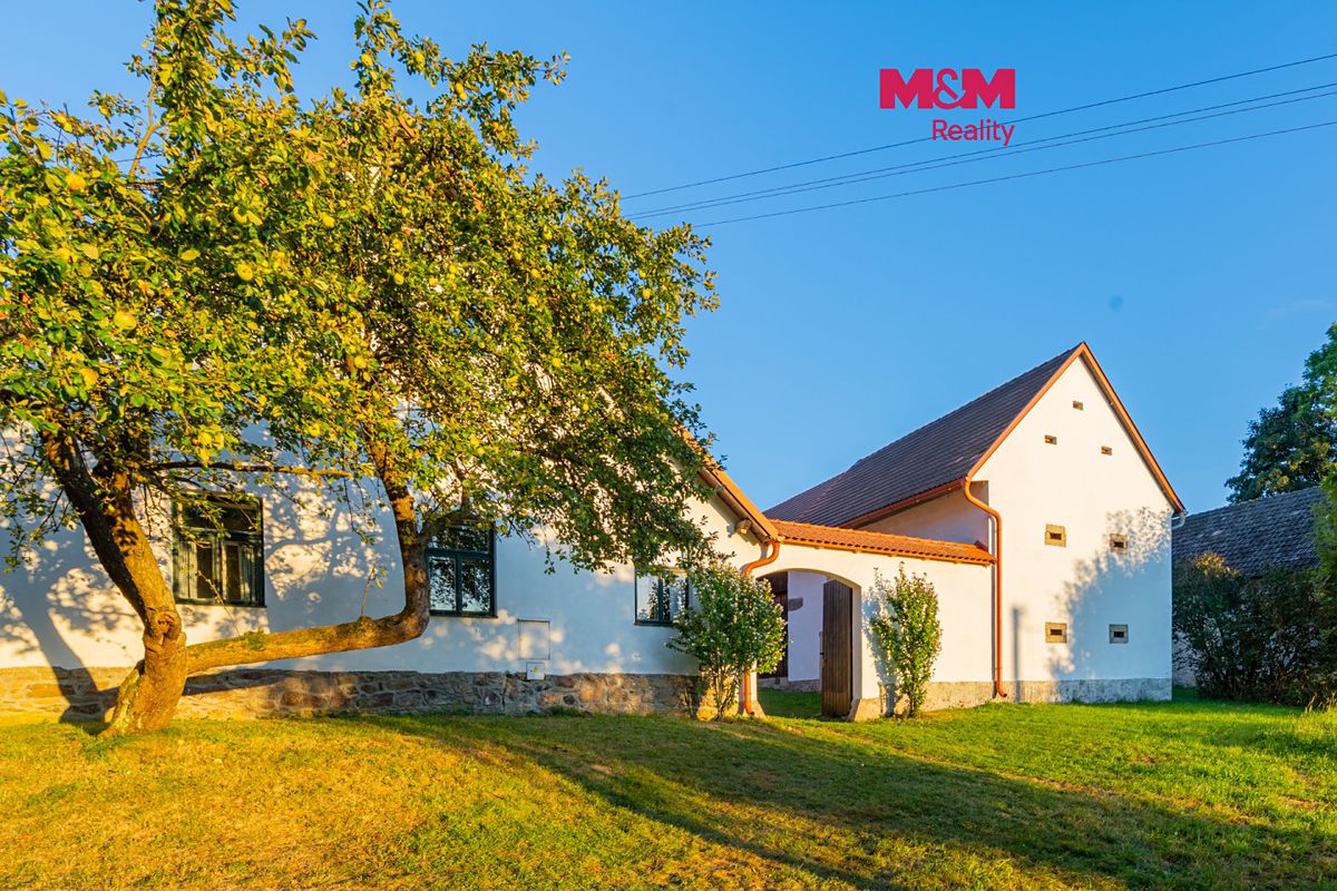 Prodej zemědělské usedlosti 245 m², pozemek 13625 m²