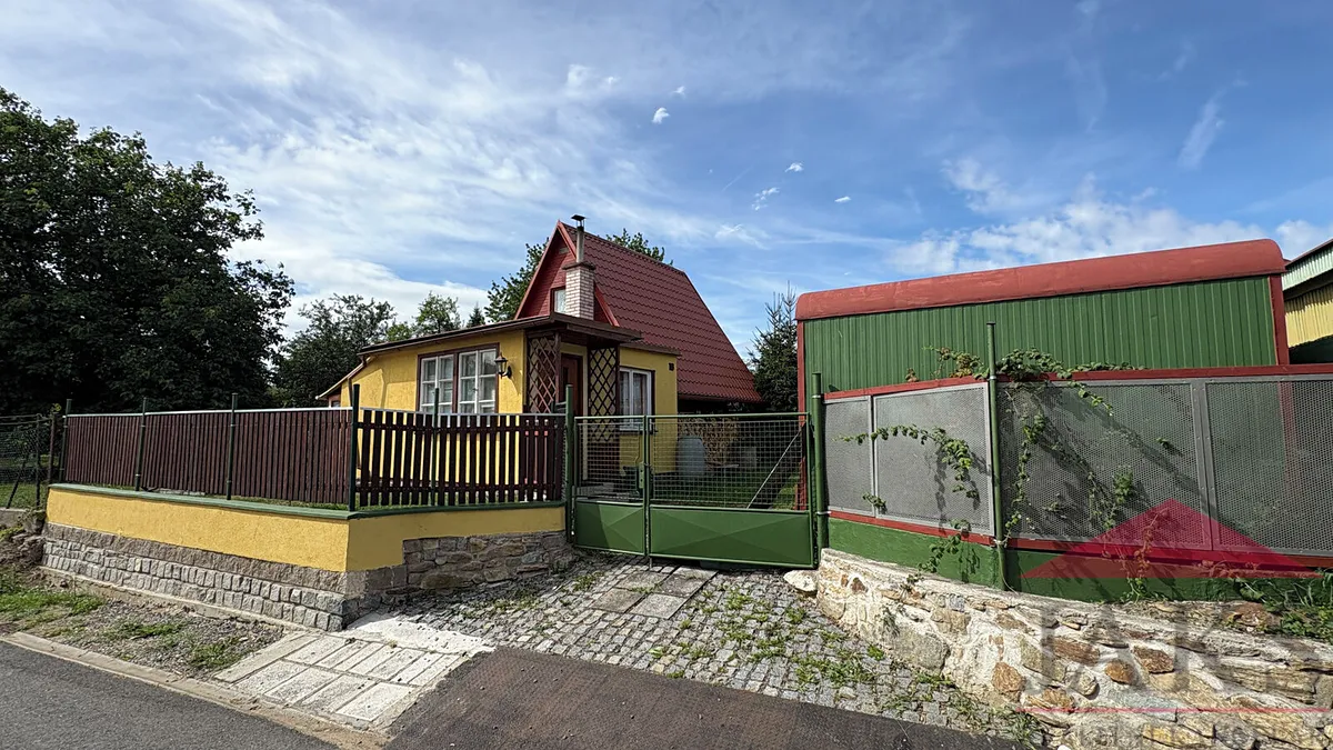 Prodej chaty 50 m², pozemek 400 m²