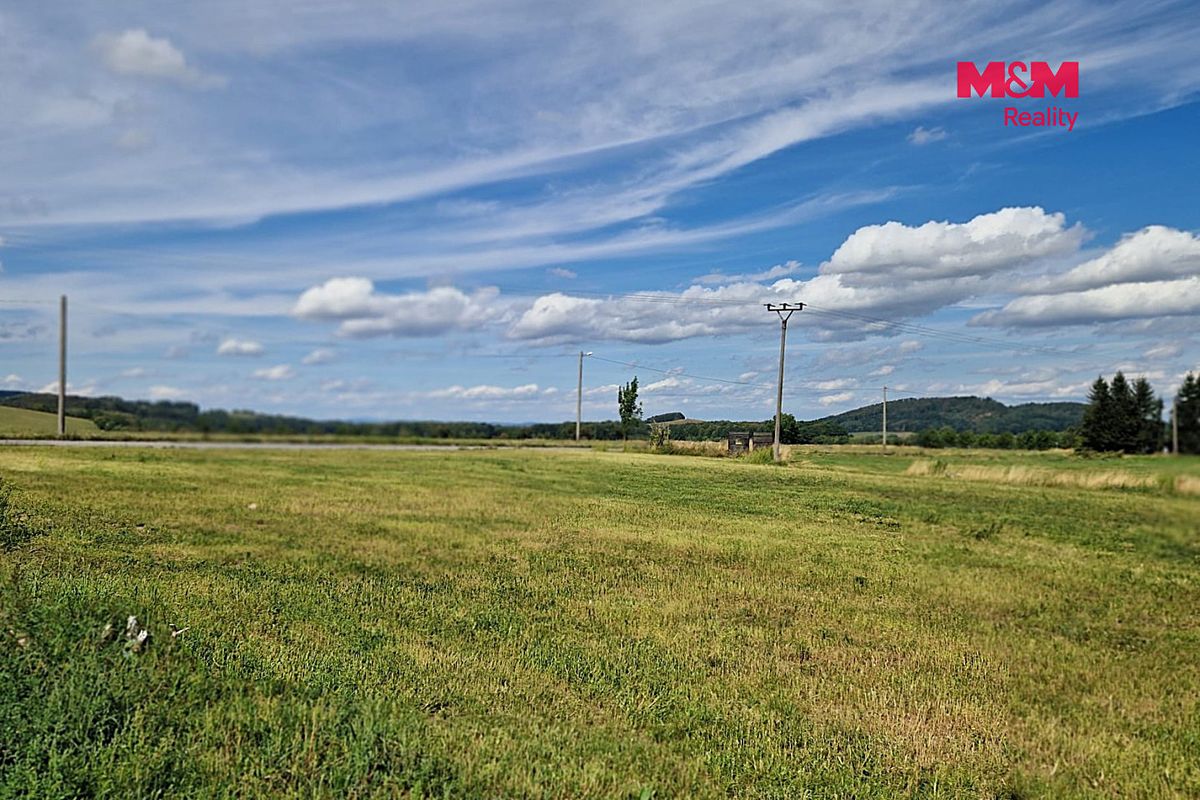 Prodej stavebního pozemku 4947 m² – fotografie 3