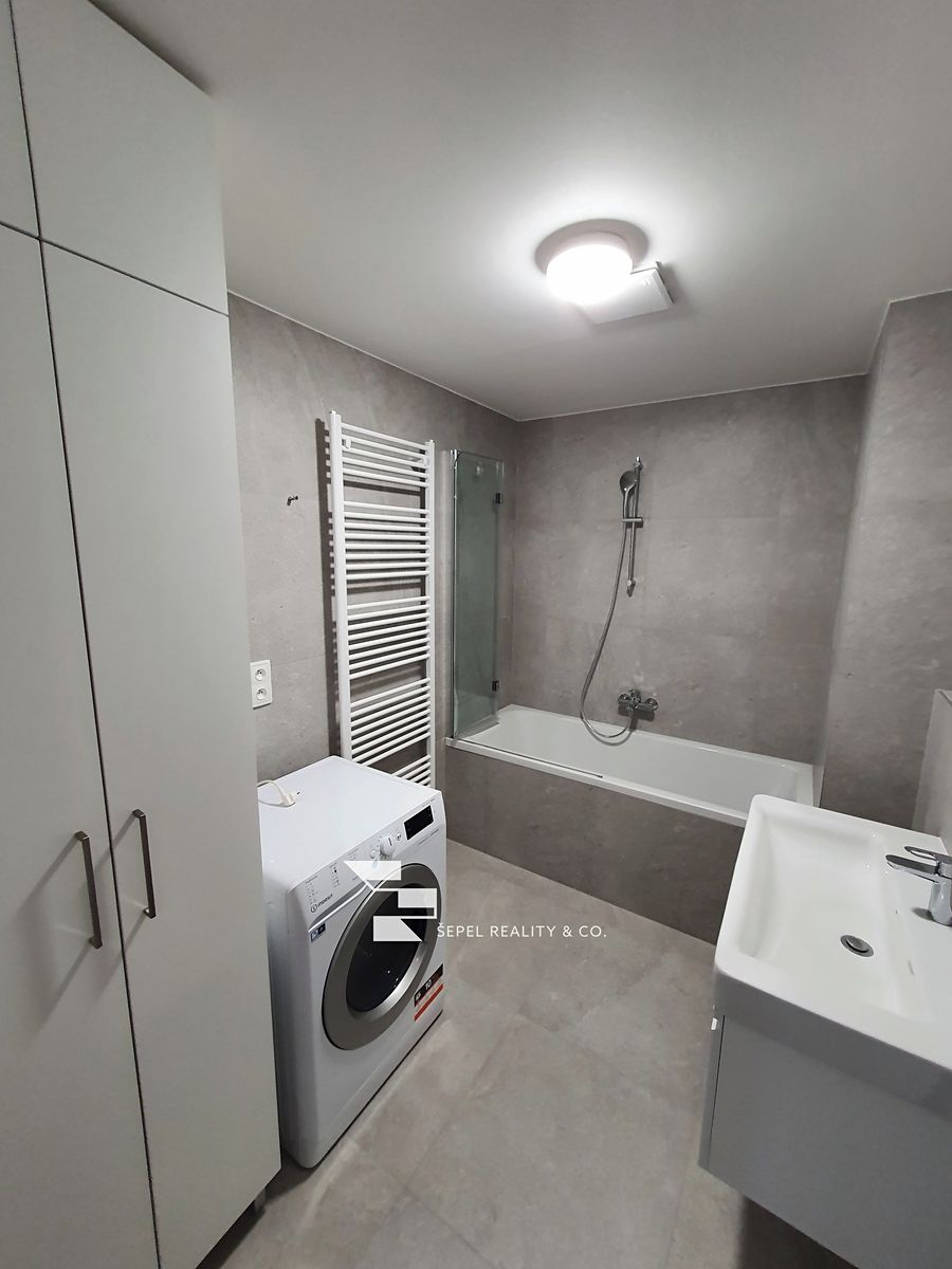 Pronájem bytu 3+kk 73 m² – fotografie 3