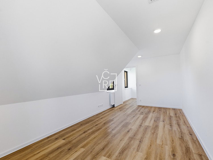 Pronájem domu, 148 m² (29 z 39)