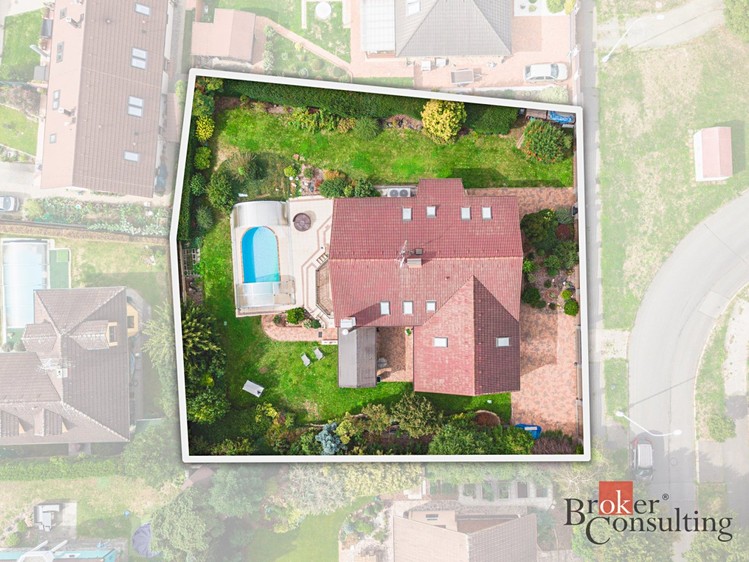 Prodej domu, 322 m² (14 z 49)