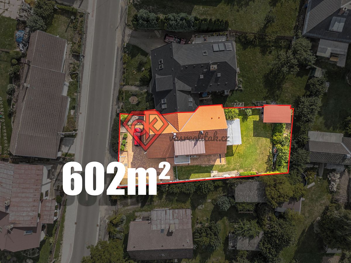 Prodej rodinného domu 201 m², pozemek 602 m² – fotografie 2