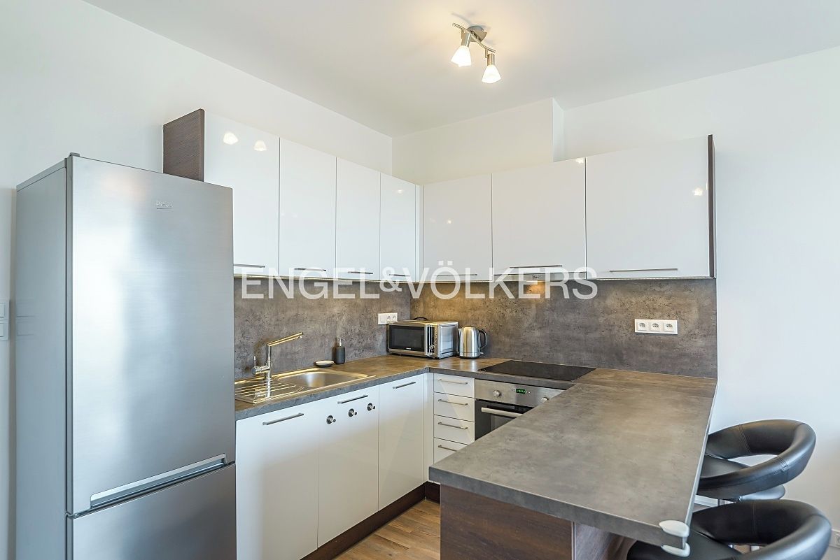 Pronájem bytu 2+kk 53 m² – fotografie 4